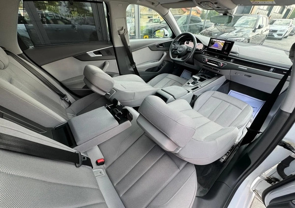 Audi A4 cena 99900 przebieg: 150000, rok produkcji 2020 z Ełk małe 742